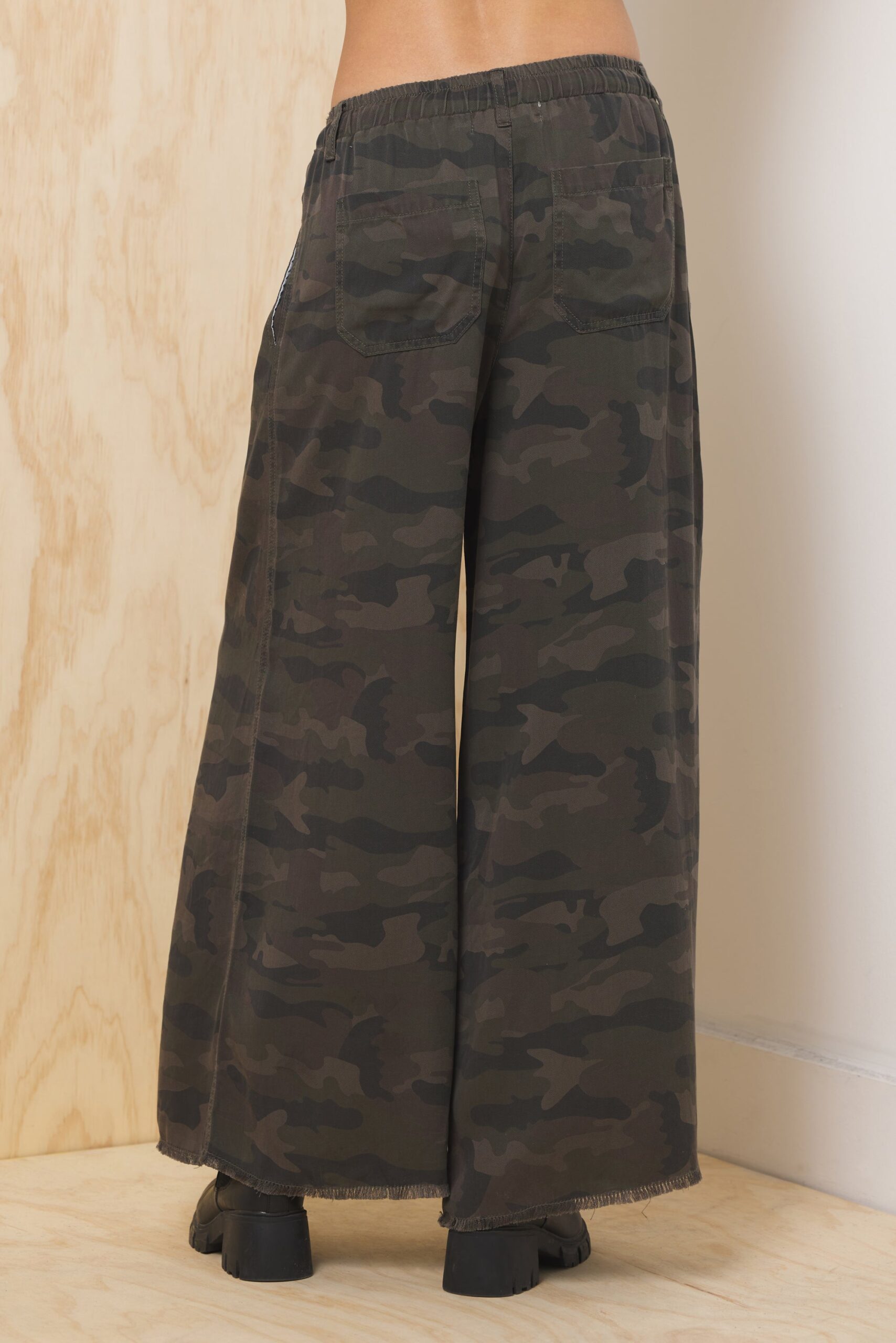 Tencel Wide Leg Pant - Camo - Image 3
